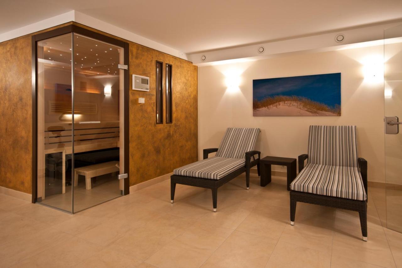 Ostsee Lodges Mit Wellnessbereich Тимендорфер Странд Екстериор снимка