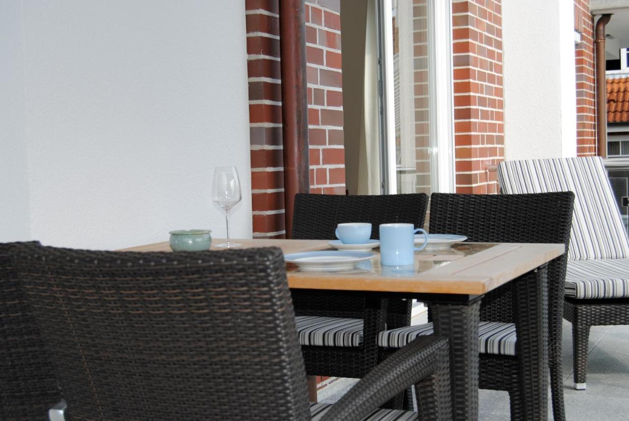 Ostsee Lodges Mit Wellnessbereich Тимендорфер Странд Екстериор снимка