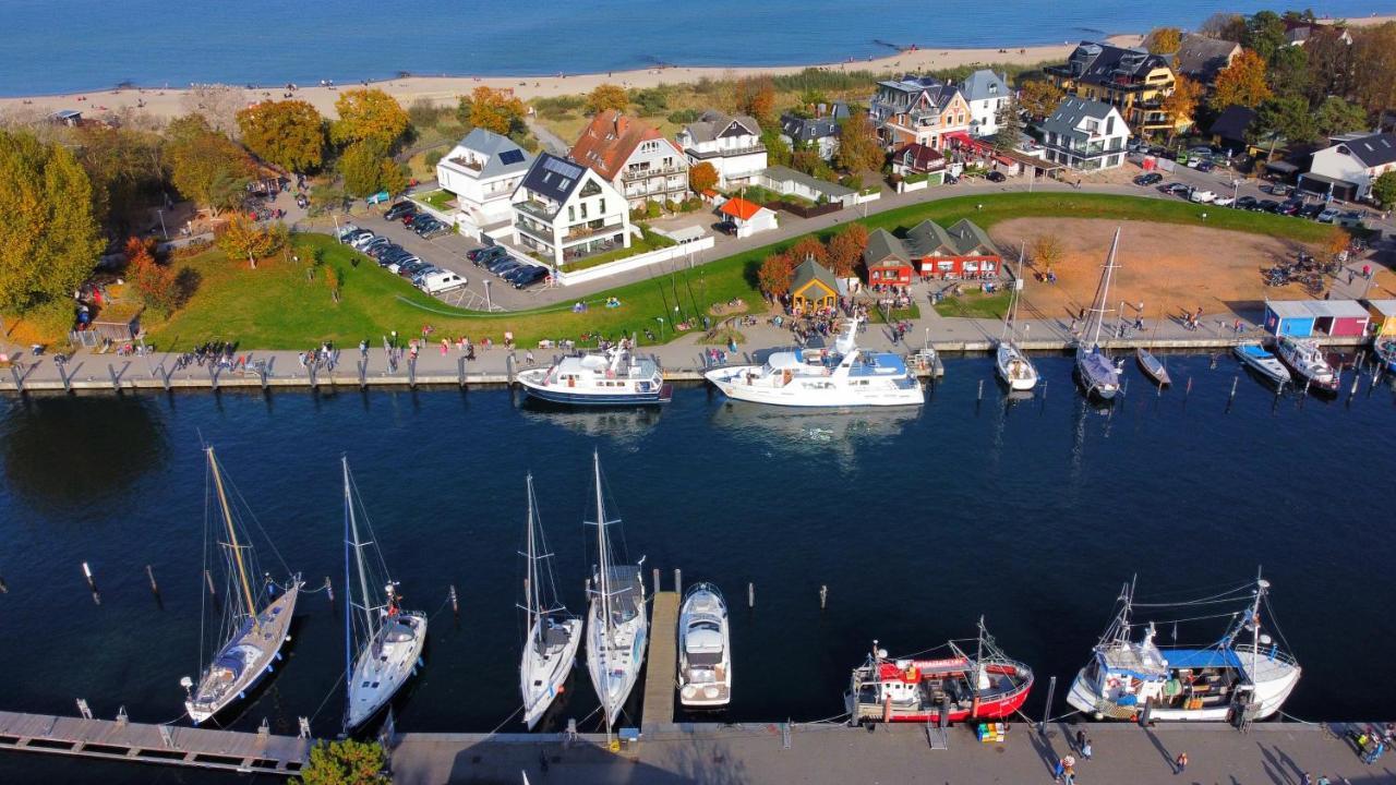 Ostsee Lodges Mit Wellnessbereich Тимендорфер Странд Екстериор снимка