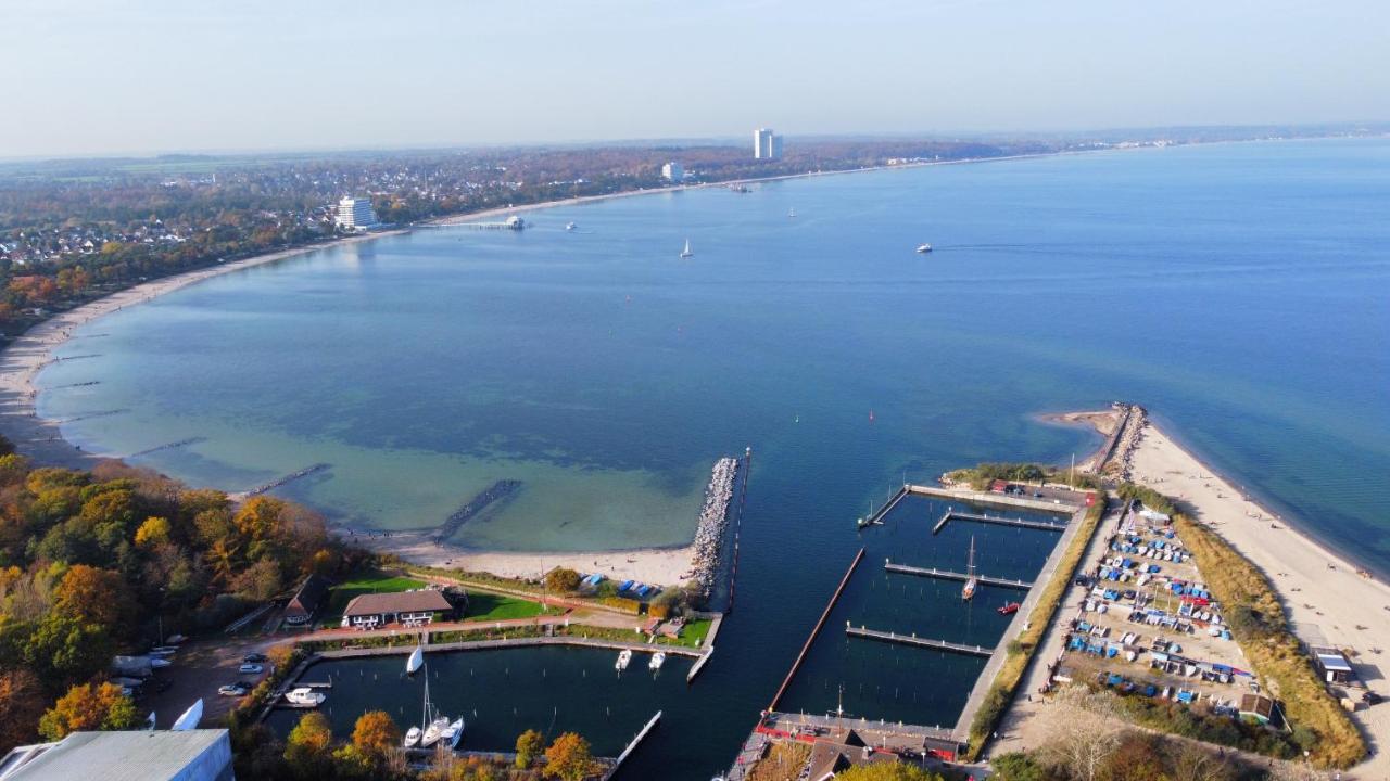 Ostsee Lodges Mit Wellnessbereich Тимендорфер Странд Екстериор снимка