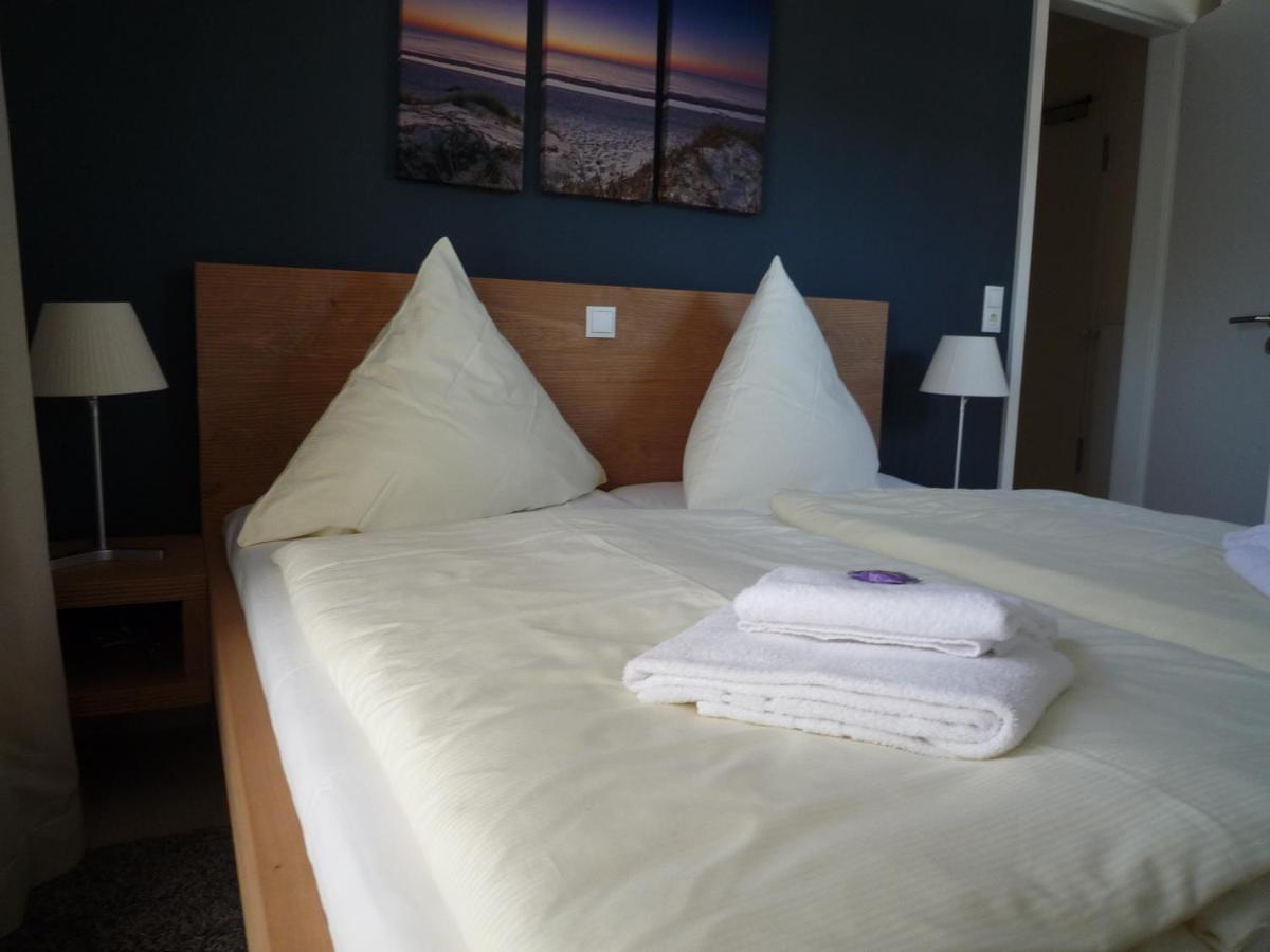 Ostsee Lodges Mit Wellnessbereich Тимендорфер Странд Екстериор снимка